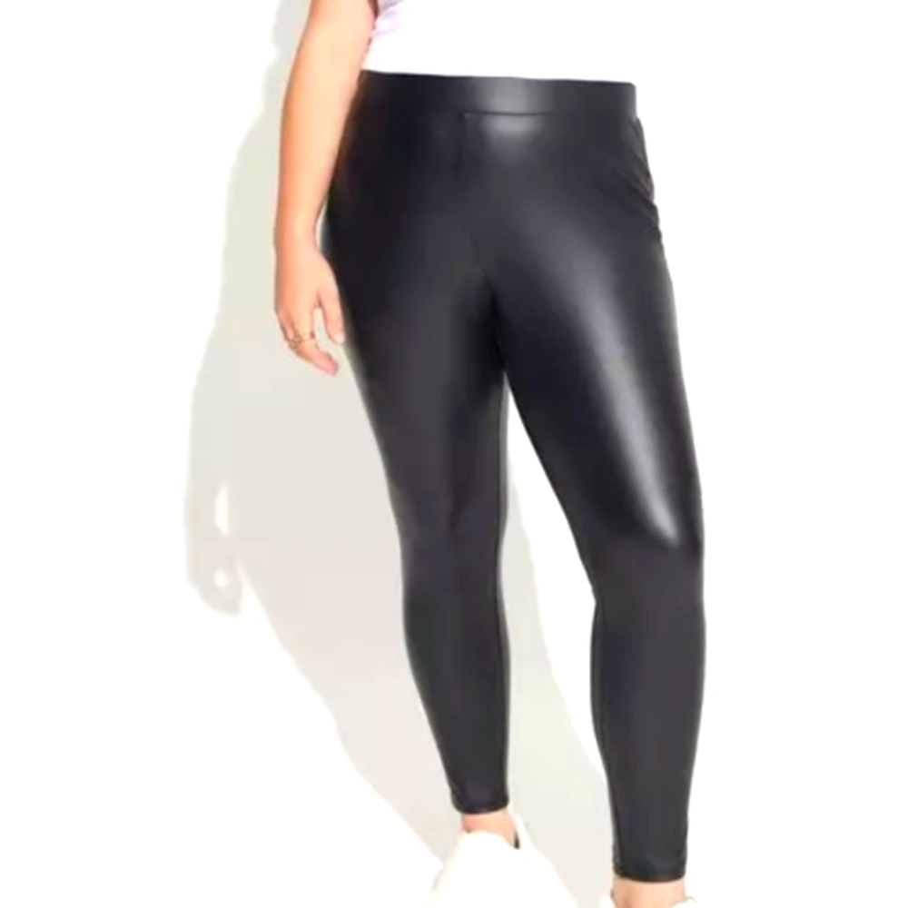 Torrid Black Faux Leather Leggings Sz 1